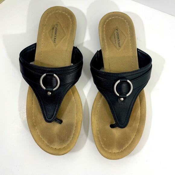 St. John’s Bay T Sandals with Silver Accent Black Size 9 Rubber Sole Flip Flops - Picture 4 of 8